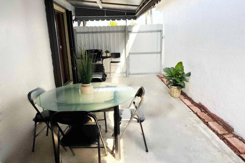 Amazing & Cozy Duplex Near Zoo Miami ! Villa Kültér fotó