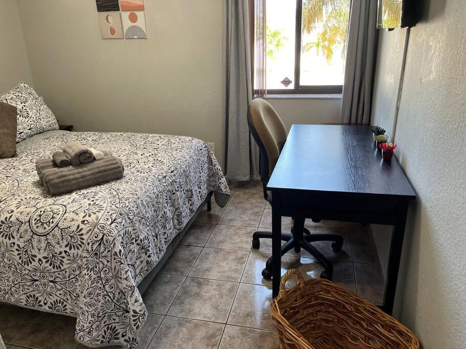 Amazing & Cozy Duplex Near Zoo Miami ! Villa Kültér fotó