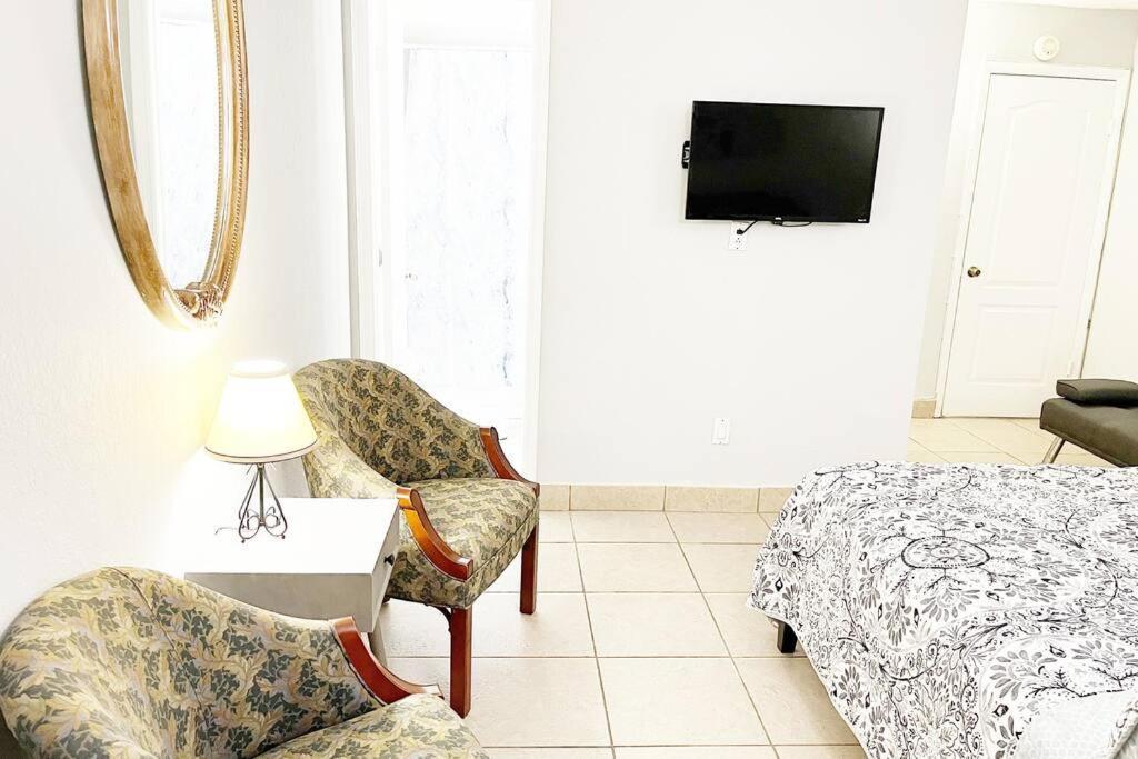 Amazing & Cozy Duplex Near Zoo Miami ! Villa Kültér fotó