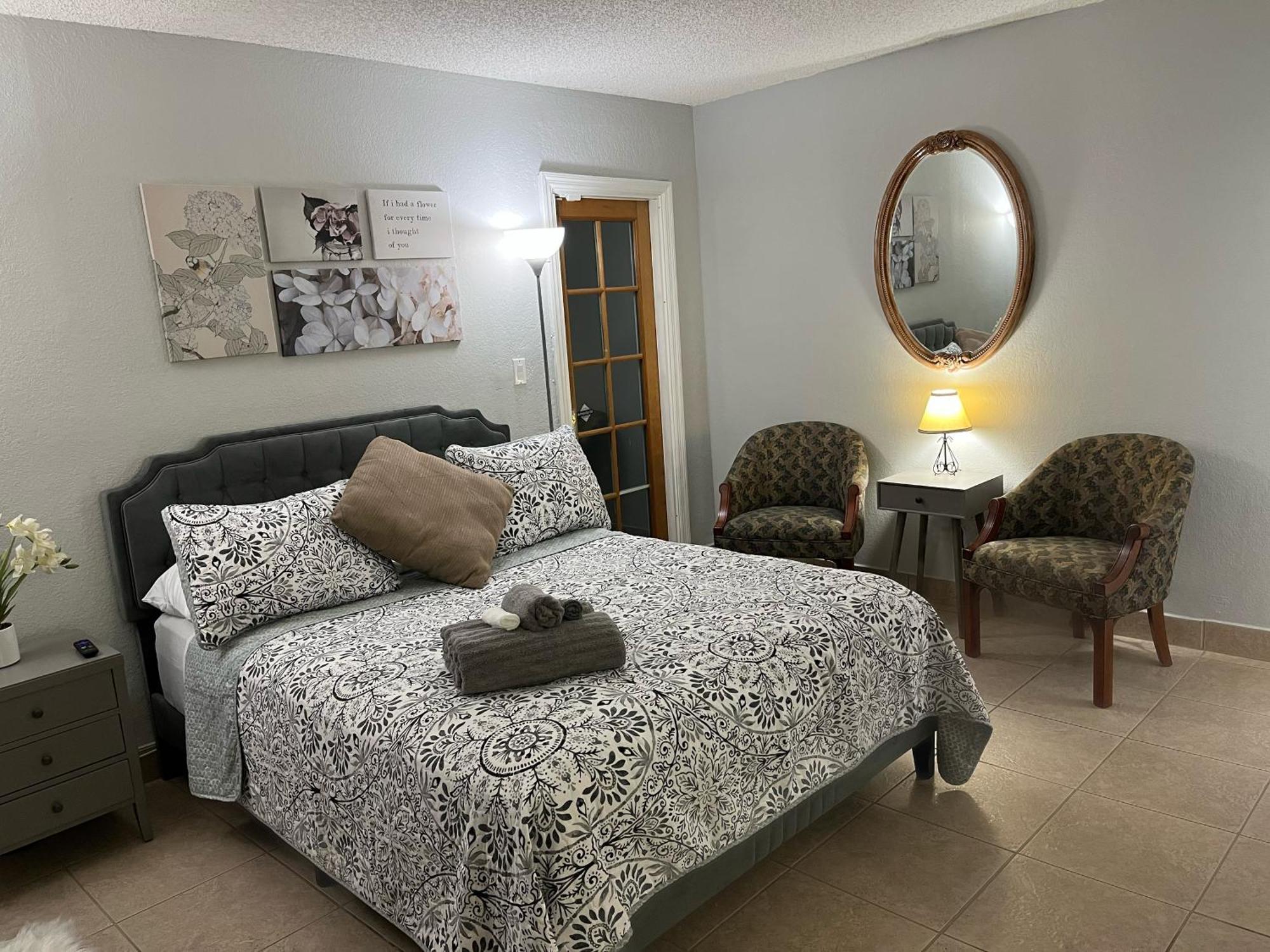 Amazing & Cozy Duplex Near Zoo Miami ! Villa Kültér fotó